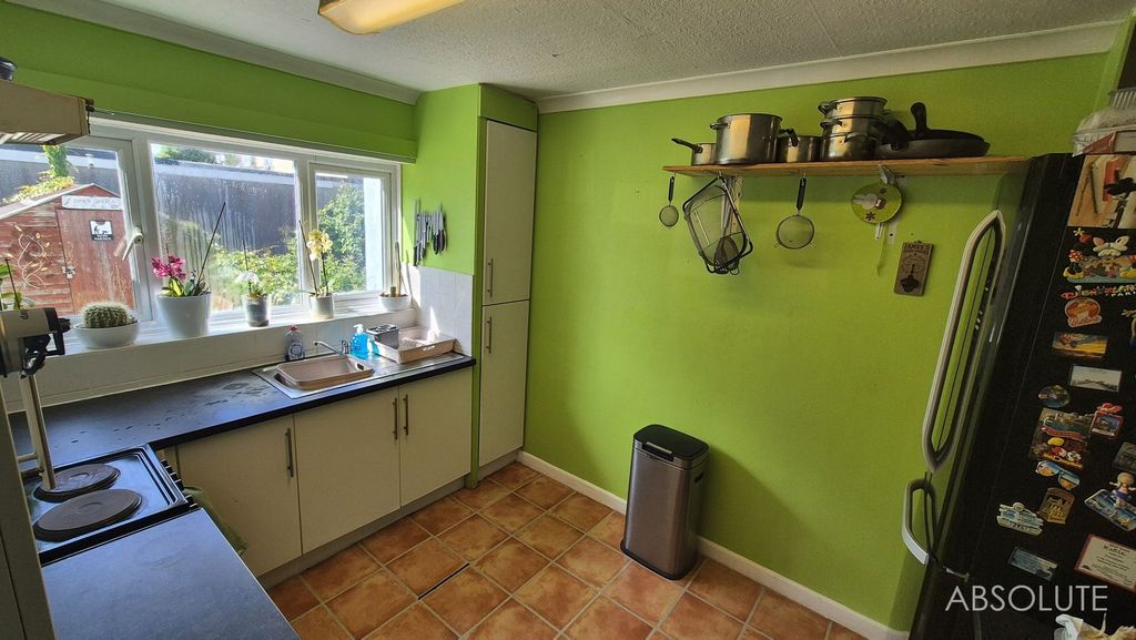 Property photo 2 of 14
