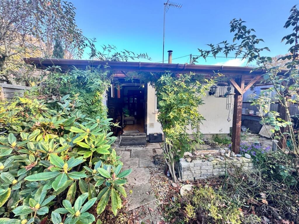 Property photo 1 of 30