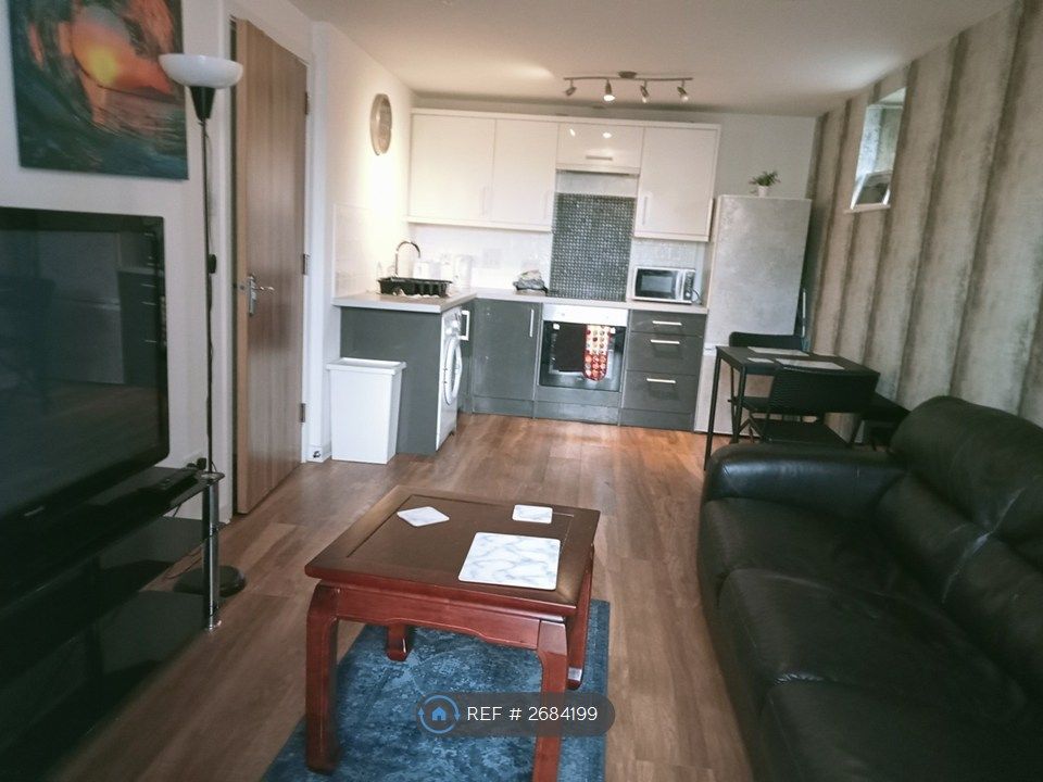 Property photo 3 of 14