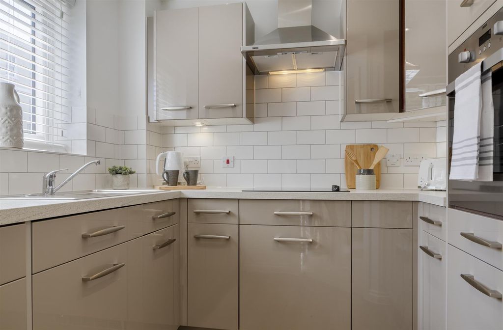 Property photo 3 of 12 Kitchen.Jpg