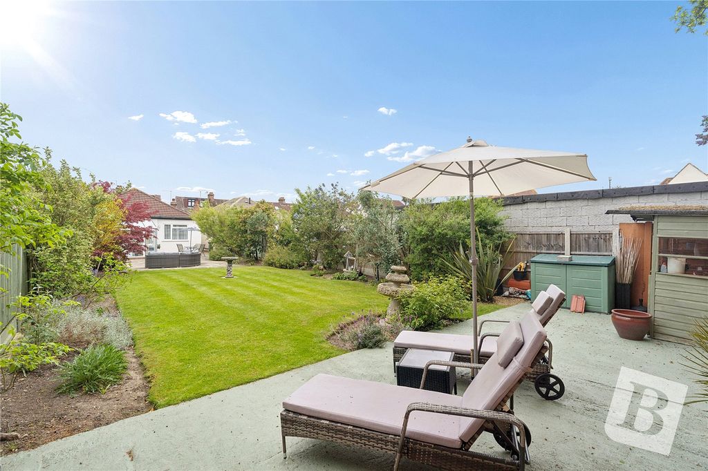 Property photo 3 of 19 Rear Garden