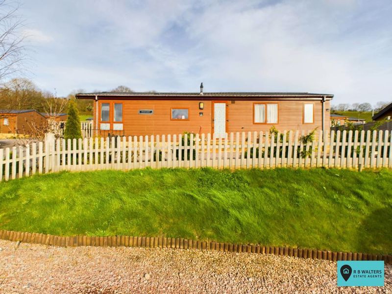 Property photo 1 of 16 Front Of Lodge