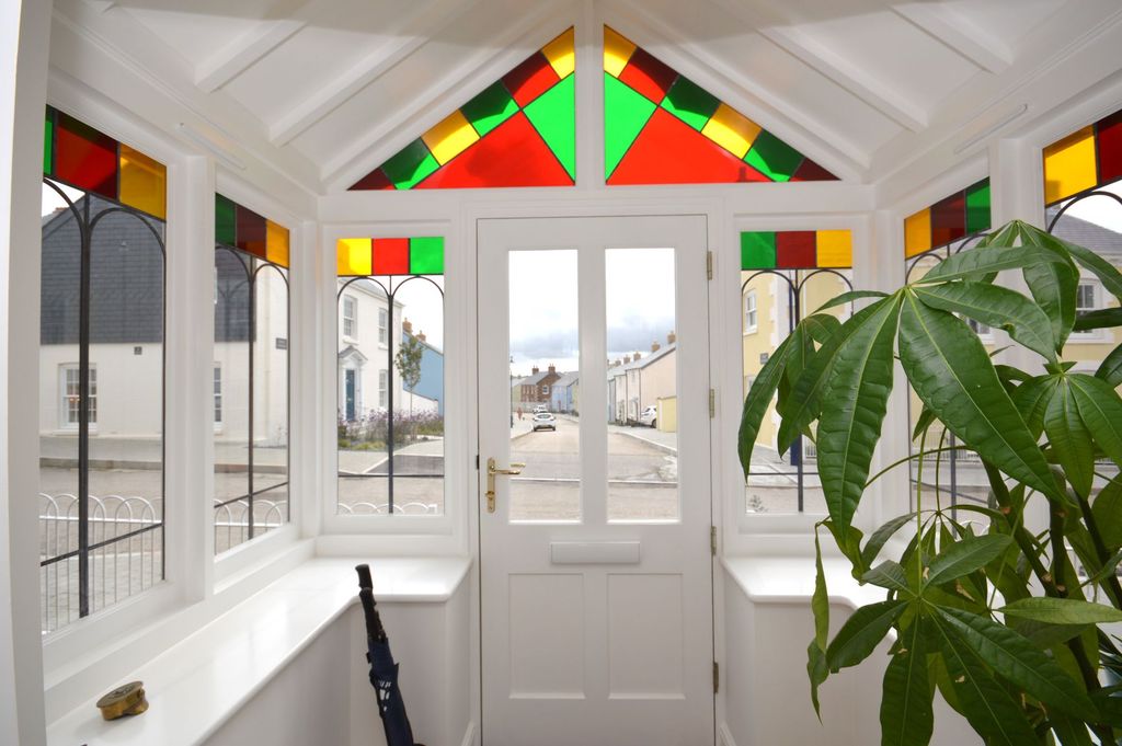 Property photo 2 of 32 Porch