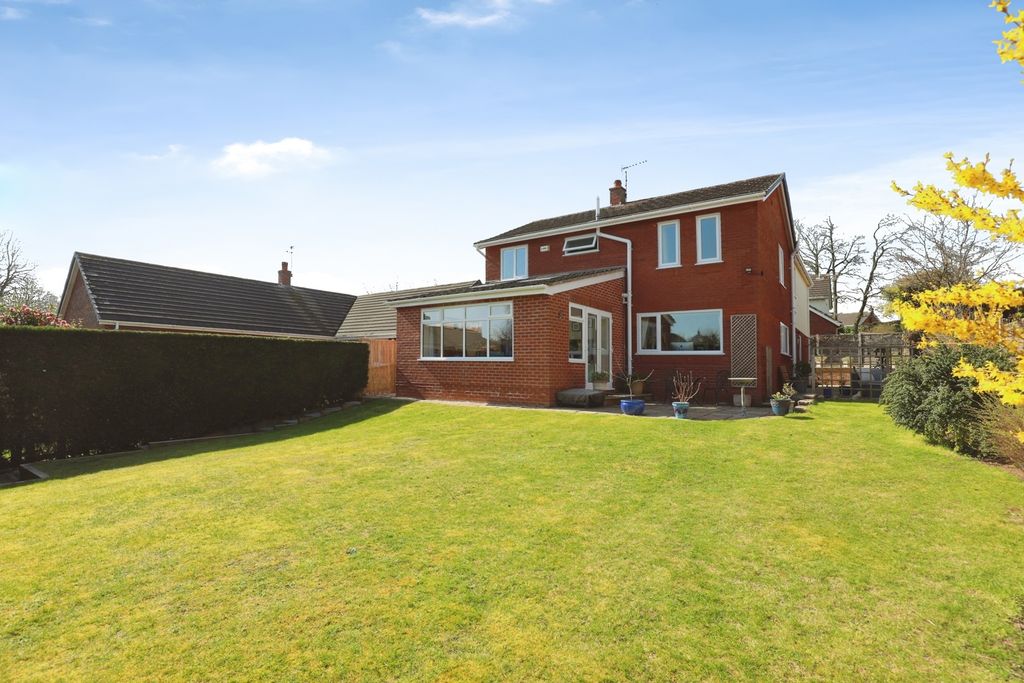 Property photo 2 of 38 Pbox-Img.Jpg