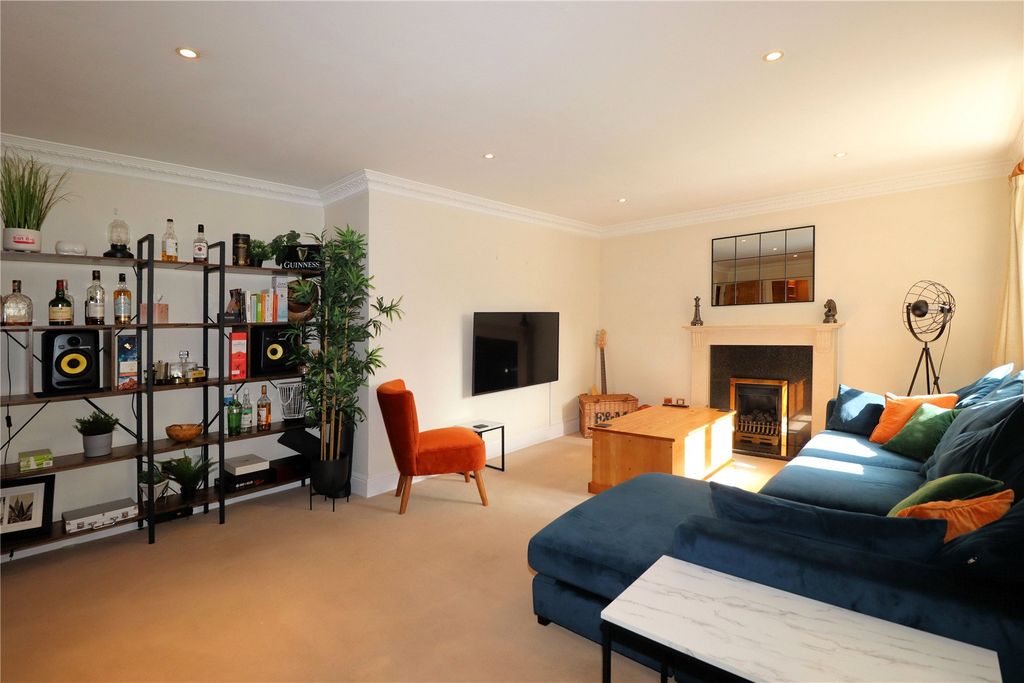 Property photo 3 of 12 Picture No. 06