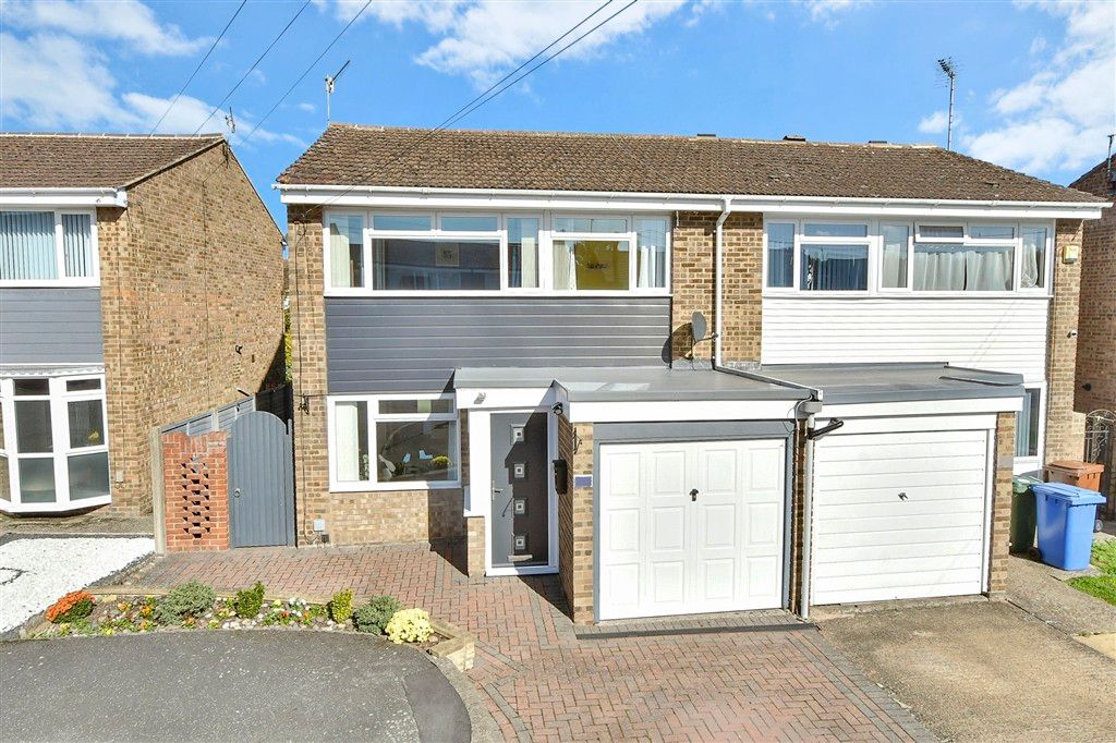 Property photo 3 of 11 Front (Web)