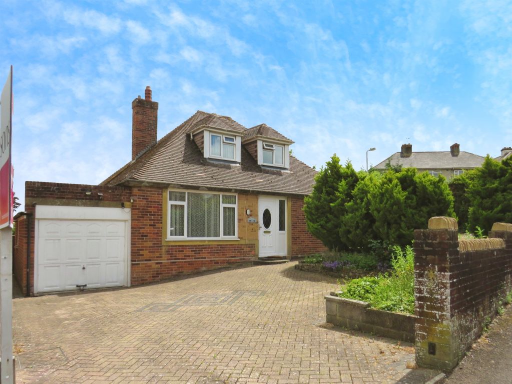 Property photo 2 of 21