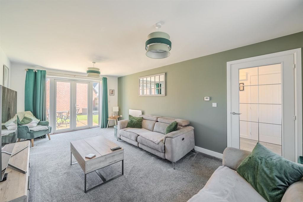 Property photo 2 of 31 19 Lon Ffion-11.Jpg