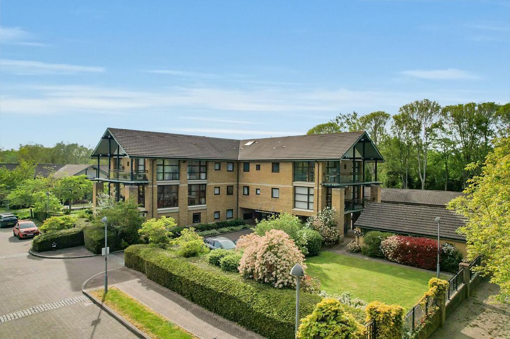 Additional image 23 of 3 bed flat for saleWoodward Place, Loughton Lodge, Milton Keynes MK8