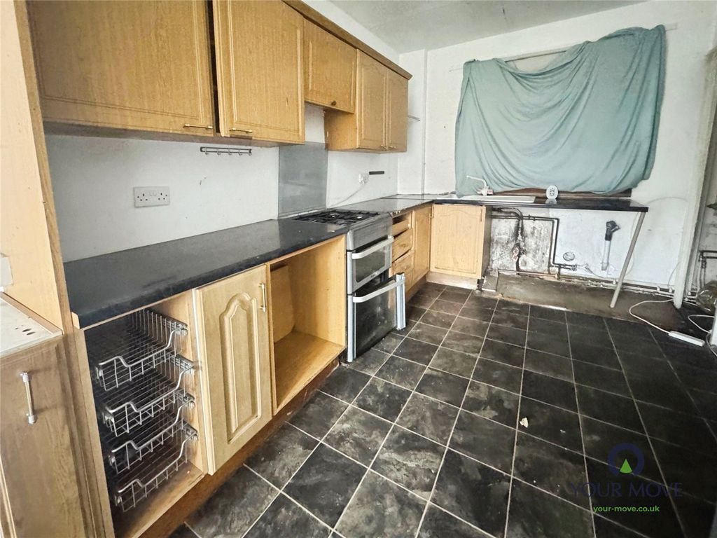 Property photo 3 of 8 Picture No. 09