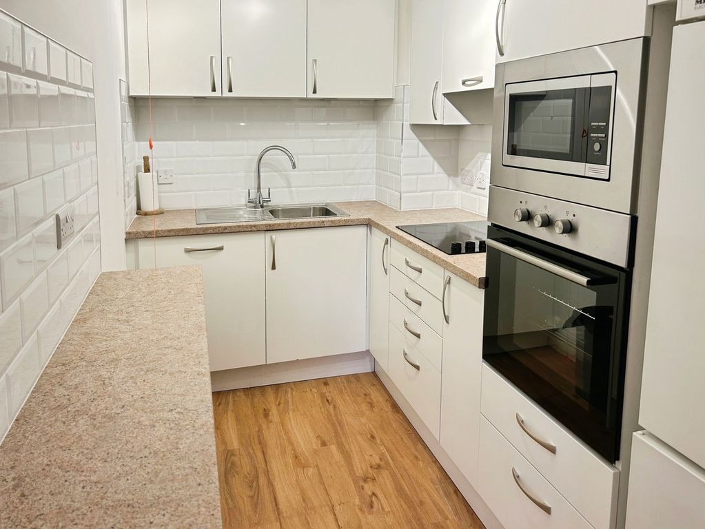 Property photo 3 of 10 Pbox-Img.Jpg