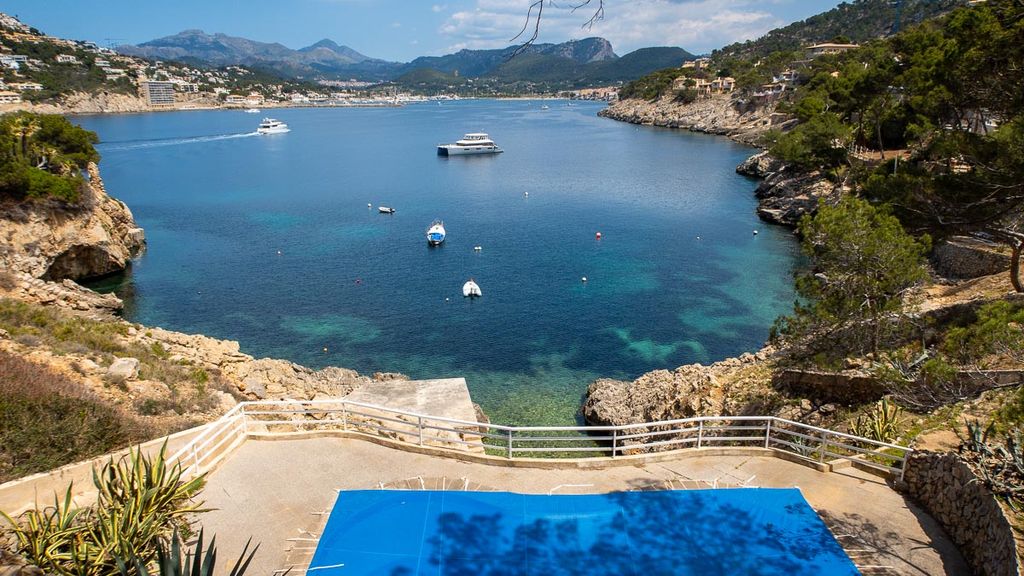 Property photo 1 of 17 74184 Small.Jpg