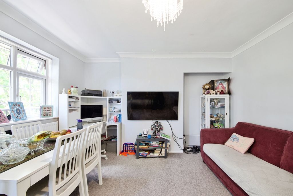 Property photo 2 of 12 Pbox-Img.Jpg