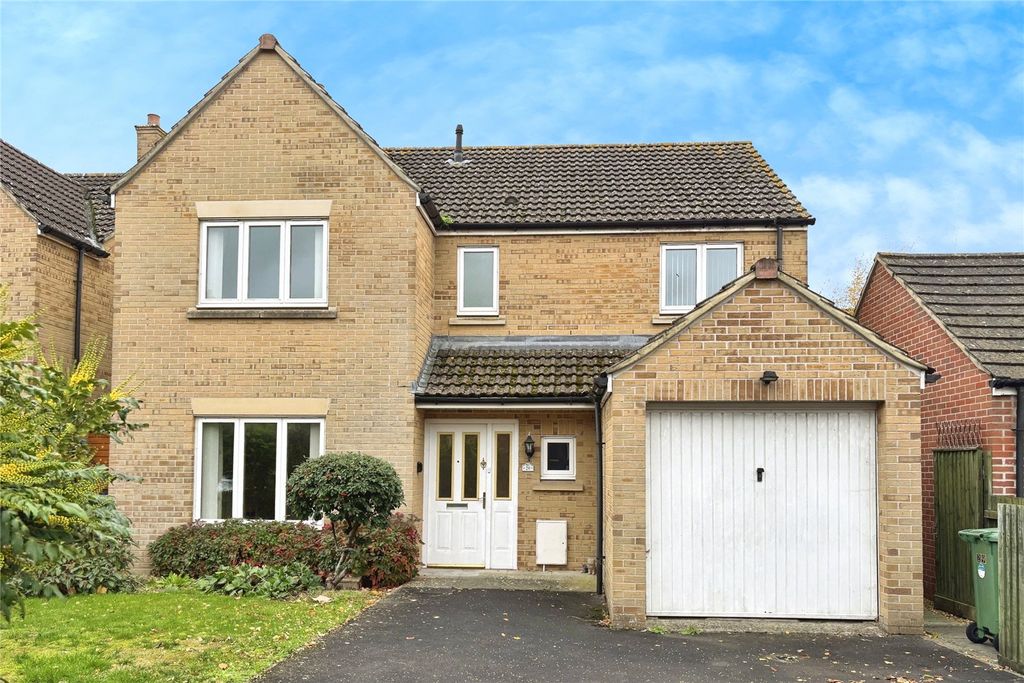 Property photo 1 of 20 External