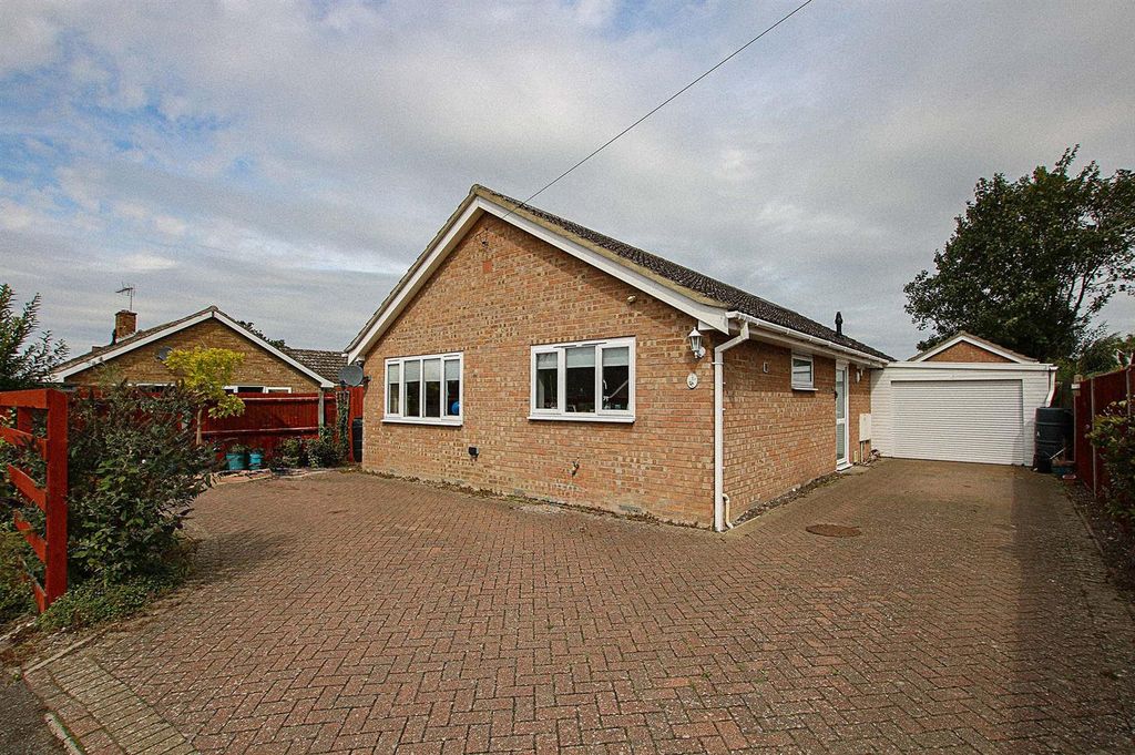 Property photo 1 of 12 Front.Jpg