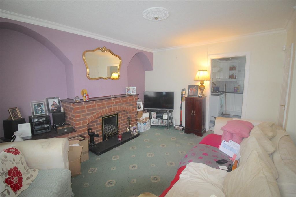Property photo 3 of 8 Img_3931.Jpg