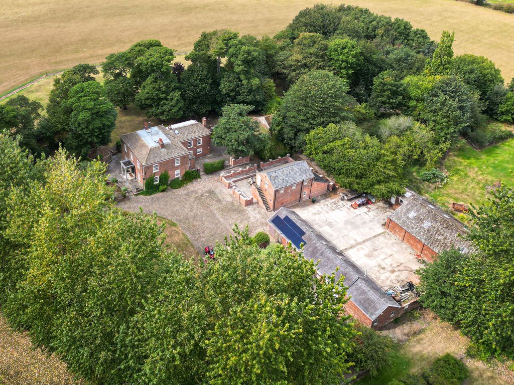 Property photo 3 of 56
