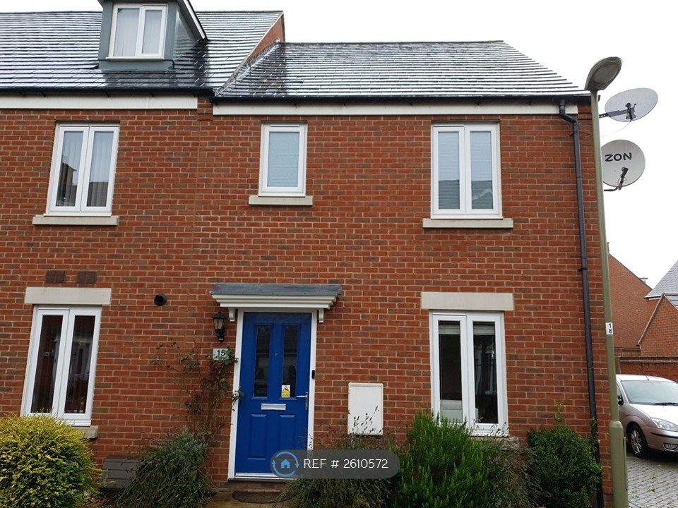 Property photo 2 of 35