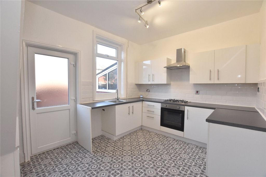 Property photo 3 of 13 Picture No. 21