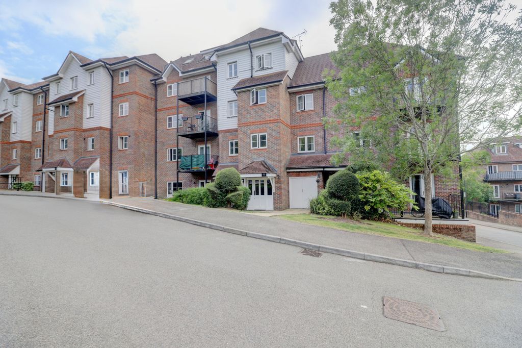 Property photo 1 of 11 Picture No. 14