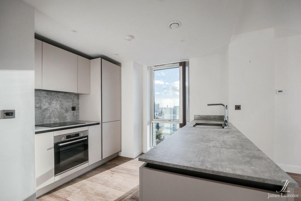 Property photo 3 of 16 4475422