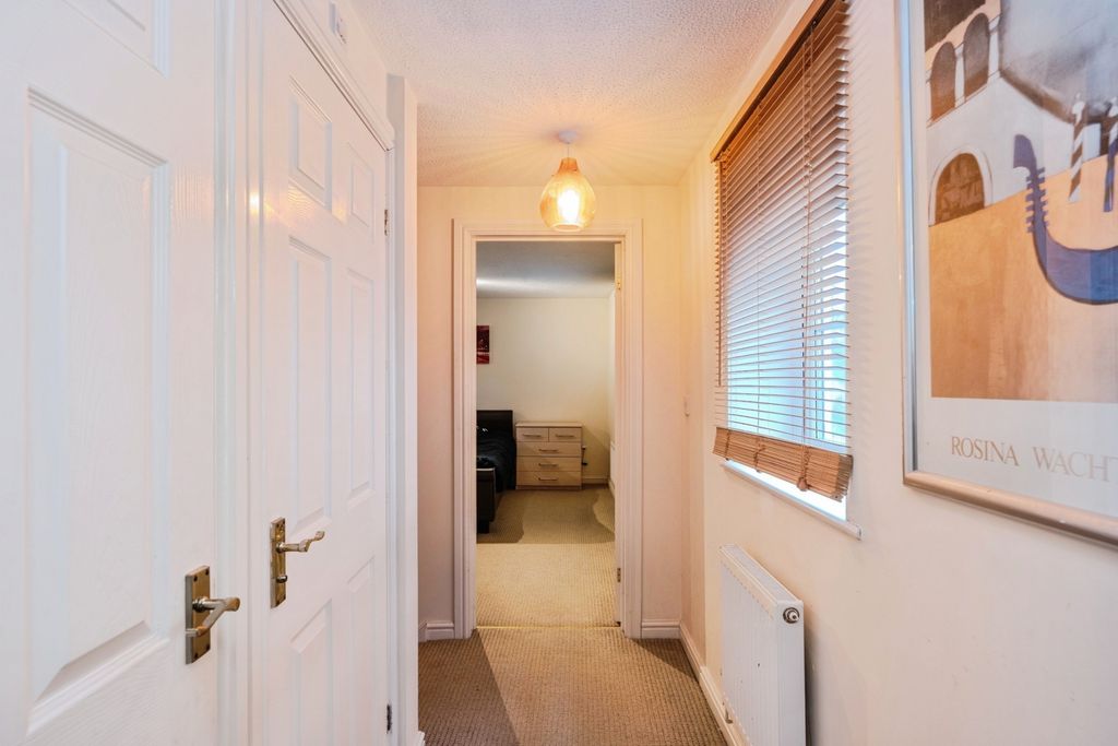 Property photo 2 of 18 Pbox-Img.Jpg