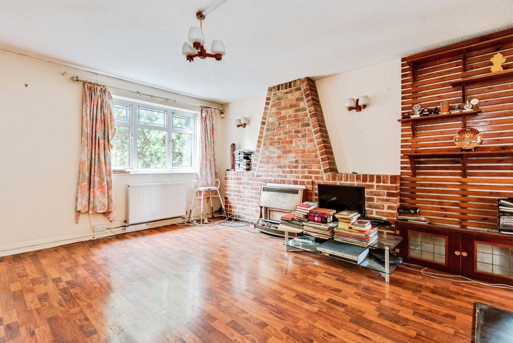 Property photo 2 of 15