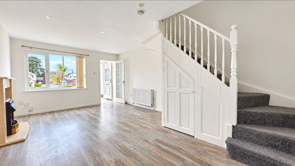 Property photo 3 of 12 Reception Room