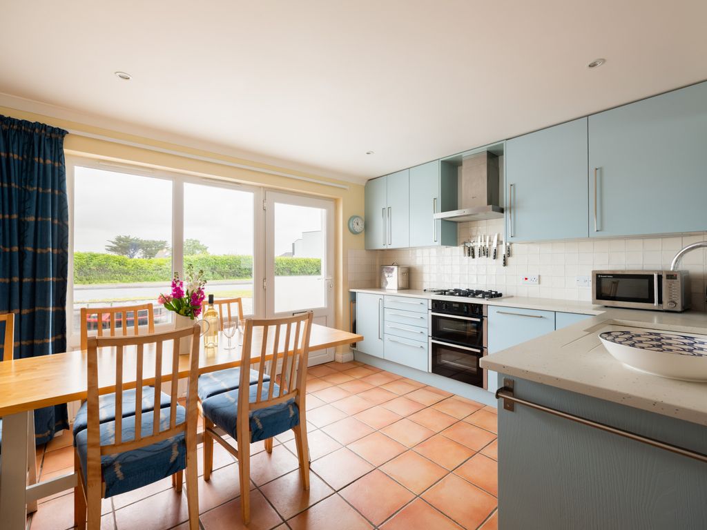 Property photo 1 of 19 Sea Breeze