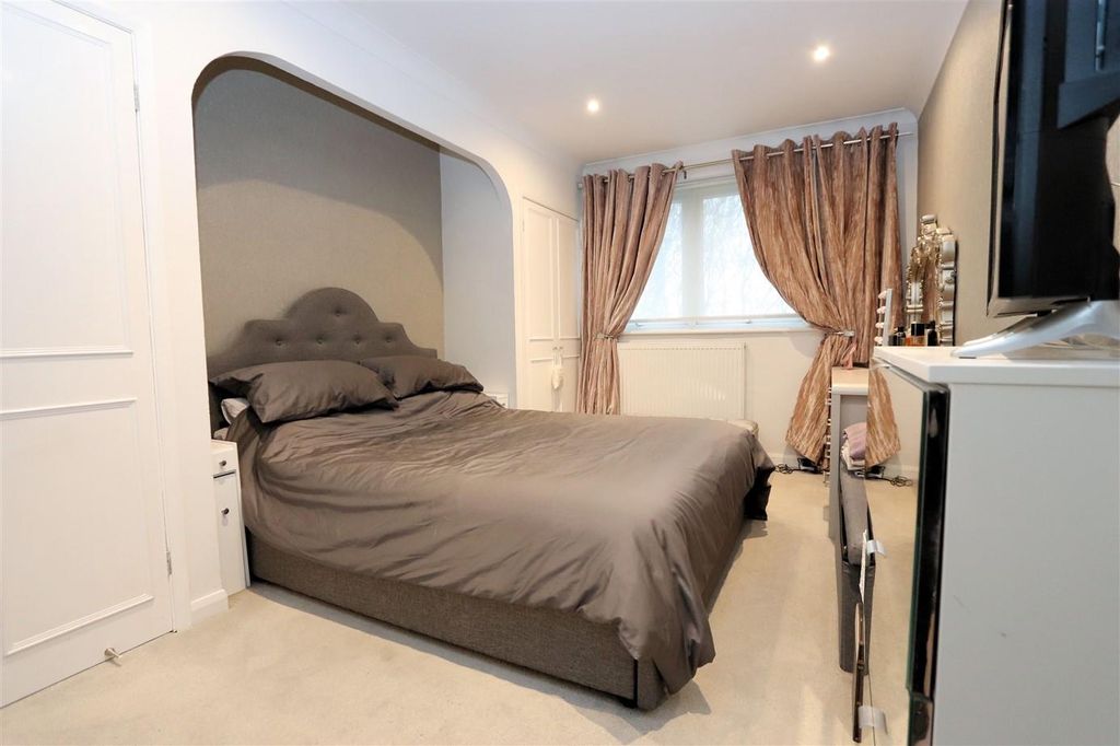 Property photo 2 of 15 Img_0007.Jpg