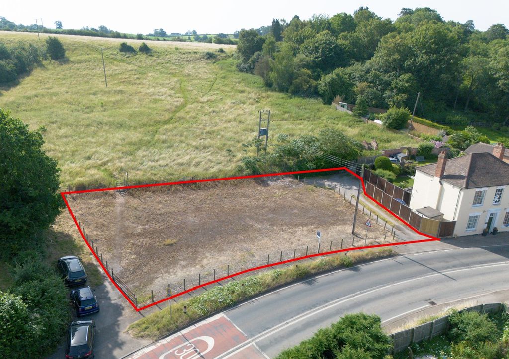 Property photo 2 of 11 Boundary Line