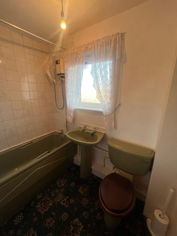 Property photo 2 of 9 Image