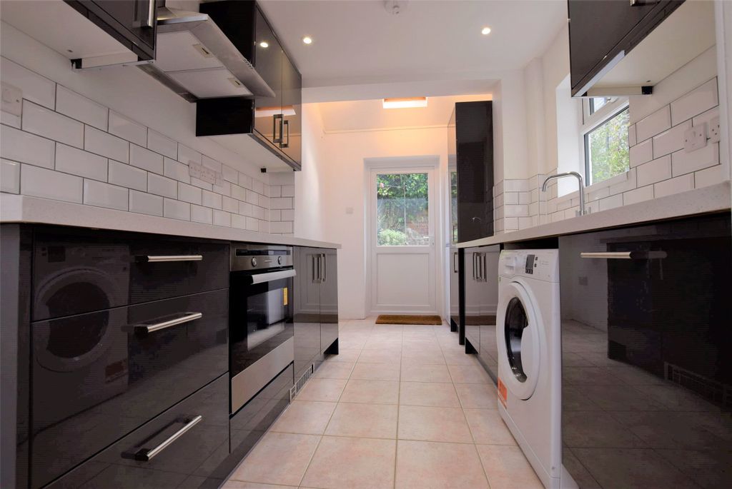 Property photo 2 of 13 Picture No. 07