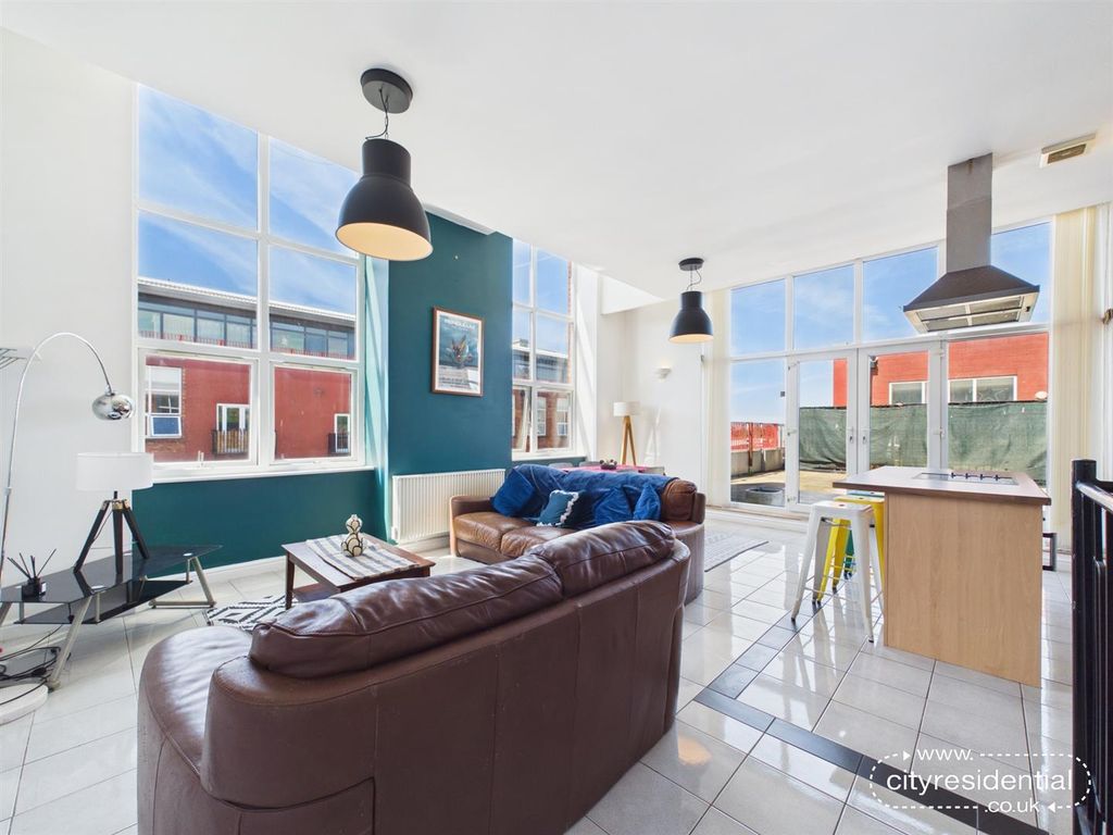 Property photo 1 of 19 Open Plan Living/Dining Room