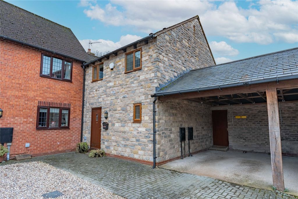 Property photo 2 of 18 Picture No. 01