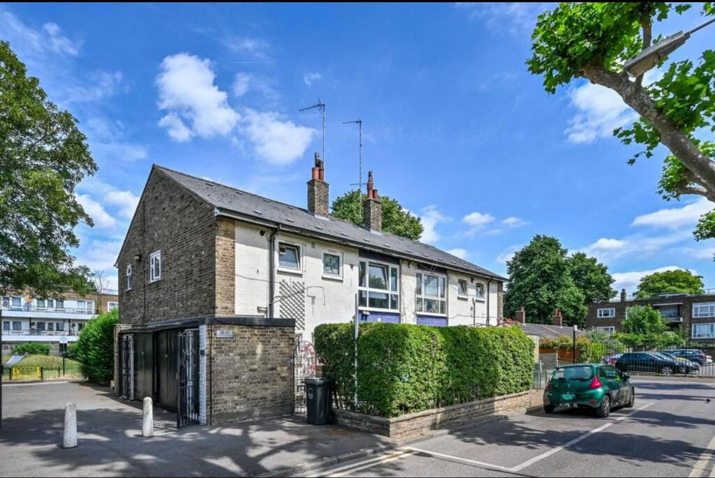 Property photo 1 of 9