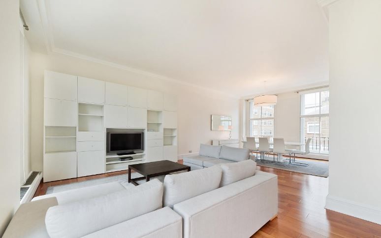 Property photo 2 of 8