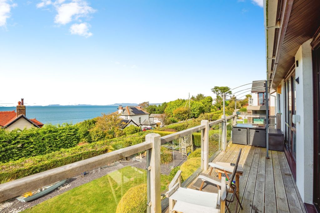 Property photo 3 of 15 Balcony