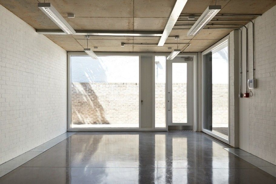 Property photo 1 of 3