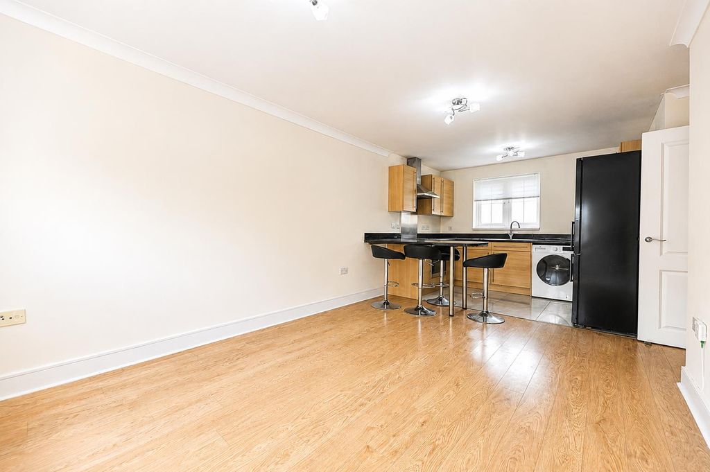 Property photo 1 of 10 Open Plan Lounge/Kitchen
