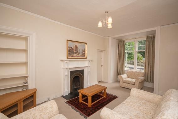 Property photo 2 of 33