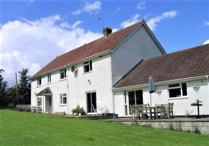 Property photo 1 of 12