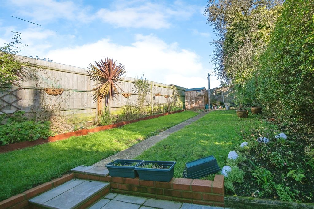 Property photo 1 of 14