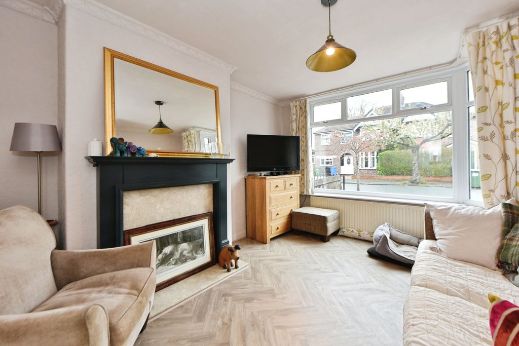 Property photo 2 of 20 Bob_7531