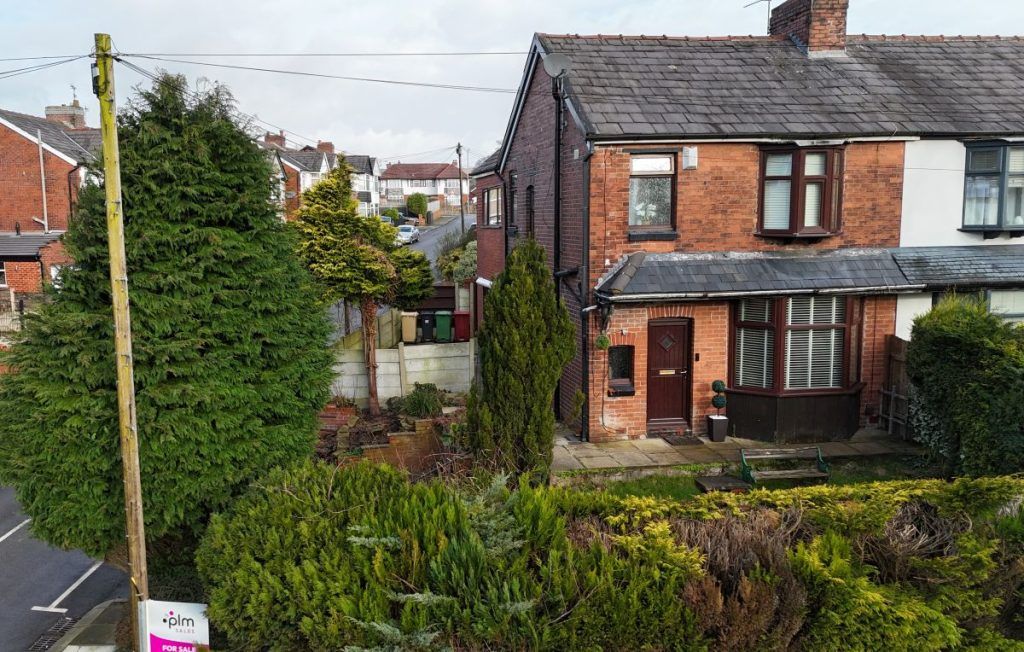 Property photo 2 of 35 34