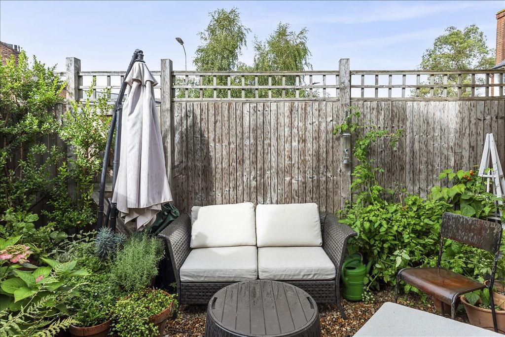 Property photo 3 of 15