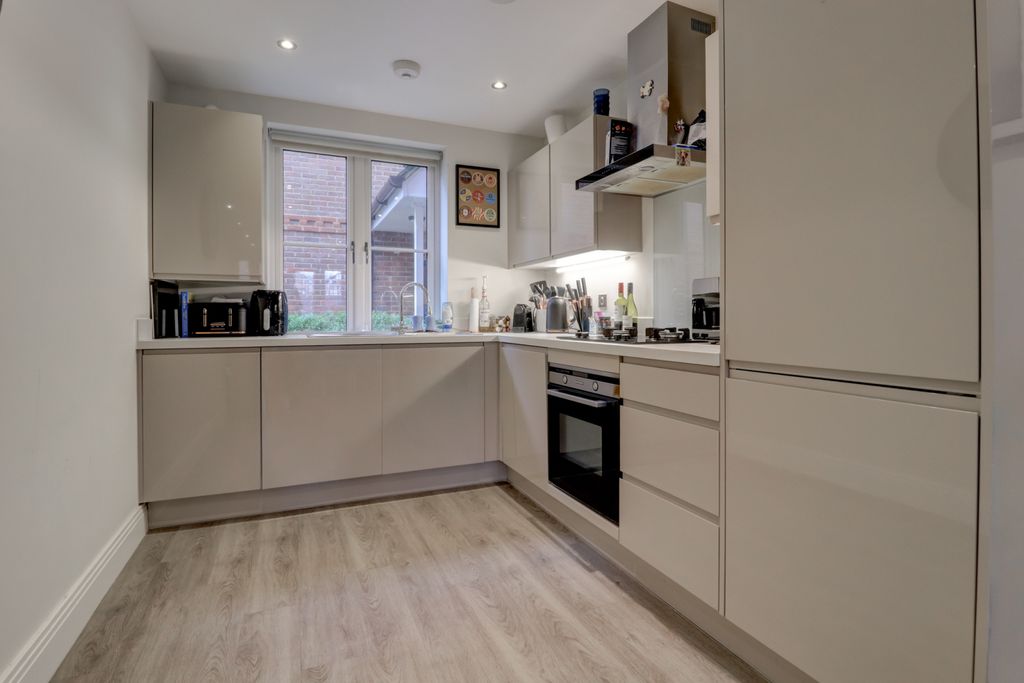 Property photo 3 of 13 Picture No. 09