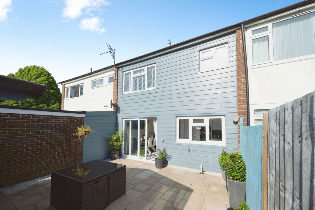Property photo 1 of 21 Pbox-Img.Jpg