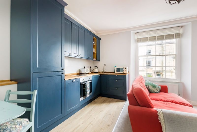 Property photo 3 of 8 Kitchen