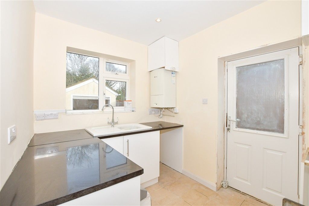 Property photo 3 of 15 Kitchen